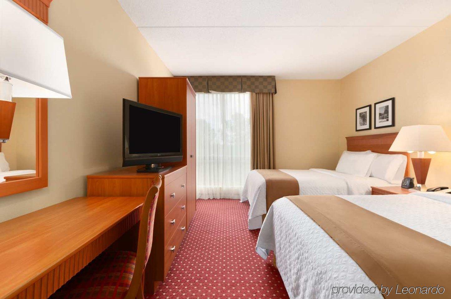 Embassy 3* Williamsburg