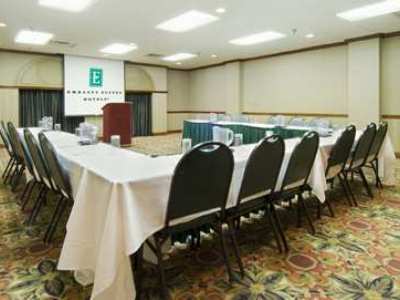 Embassy Hotel 3*