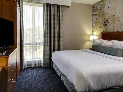 Embassy Hotel 3*